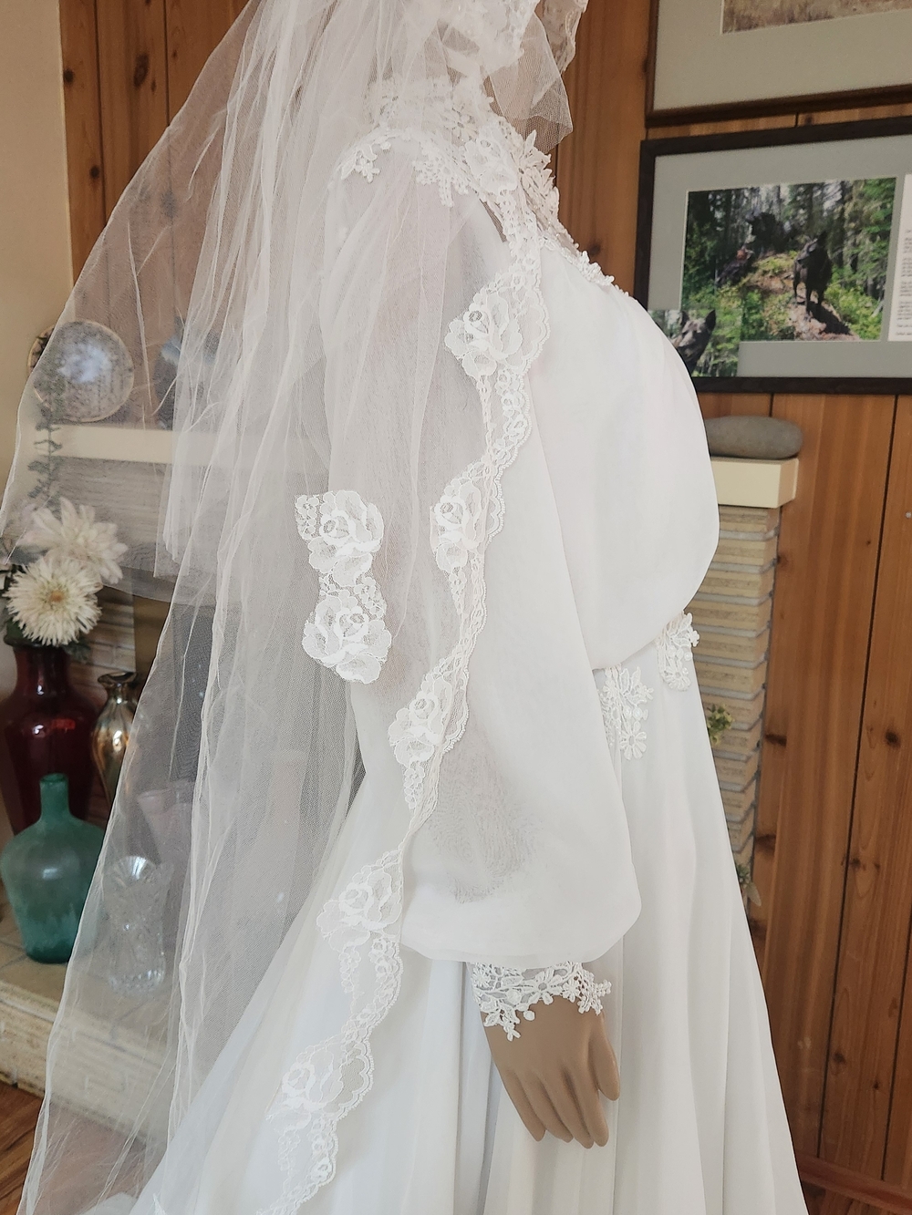 Vintage 1970s Boho Lace Wedding Gown & Juliet Cap Set | ILGWU Made - Picture 5 of 16